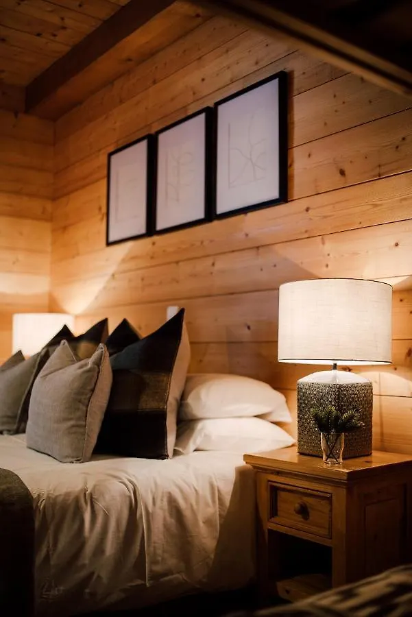 Chalet Ferme A Jules - Stunning Farmhouse Sleeps Up To 26 Montriond