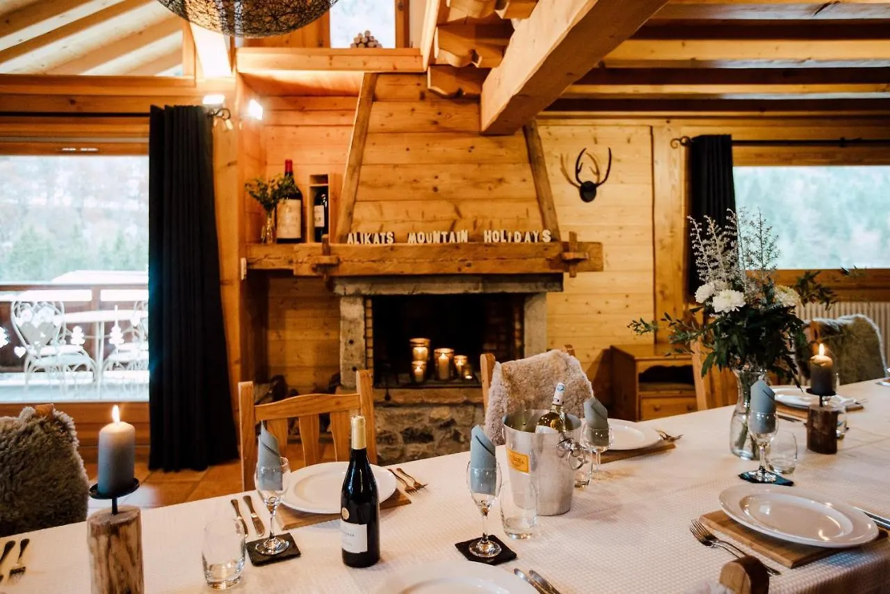 Ferme A Jules - Stunning Farmhouse Sleeps Up To 26 Montriond